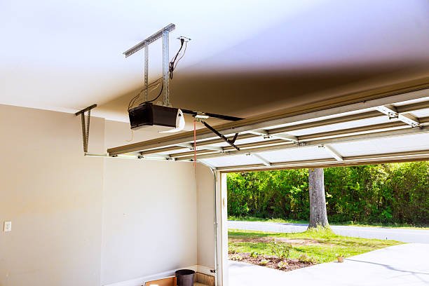 Top rated local Garage Door Panel Replacement specialists in Middleville, MI